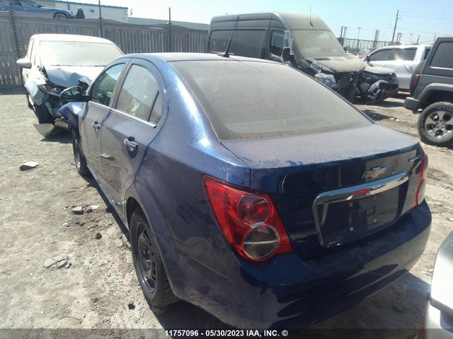 Chevrolet SONIC LT 2014 1G1JC5SH4E4110621 Image 3