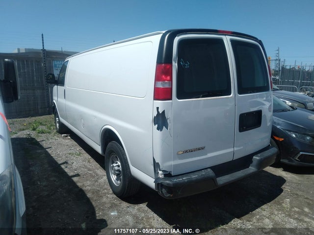 Chevrolet Express G2500 2020 1GCWGBFP2L1140944 Image 3