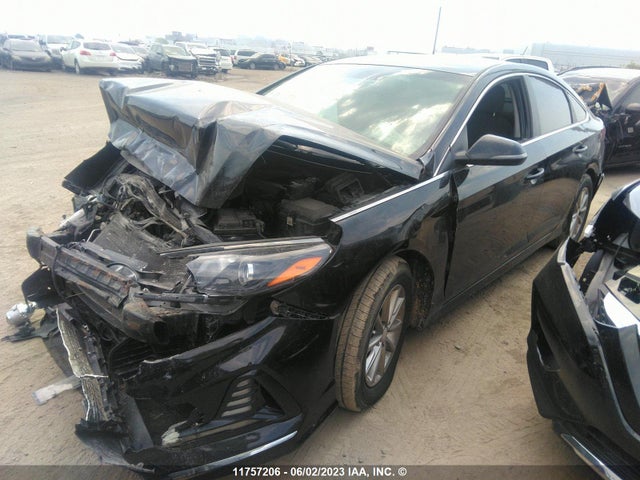 Hyundai SONATA SE 2018 5NPE24AF7JH616678 Image 2