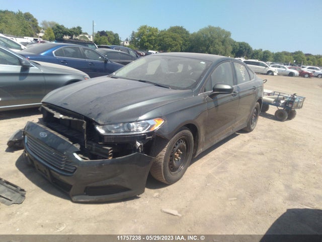 Ford FUSION S 2015 3FA6P0G7XFR285748 Image 2
