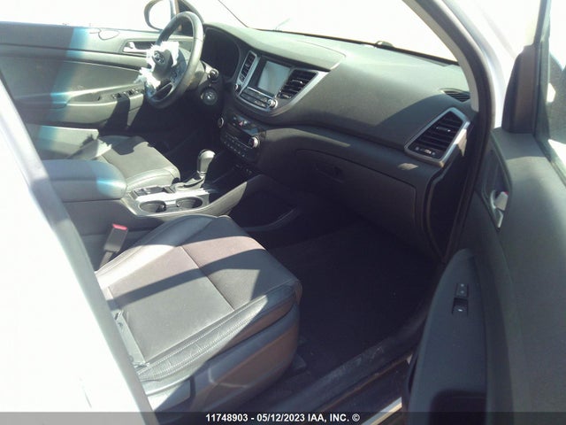 Hyundai TUCSON SE 2018 KM8J3CA46JU769798 Image 6