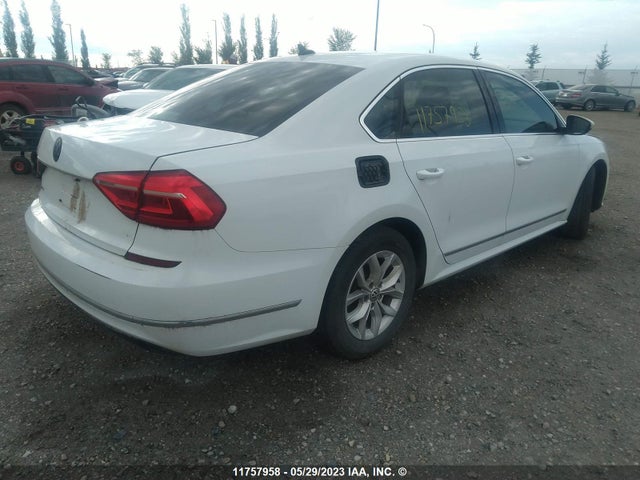 1VWAS7A34GC047408 Volkswagen Passat S/r-line