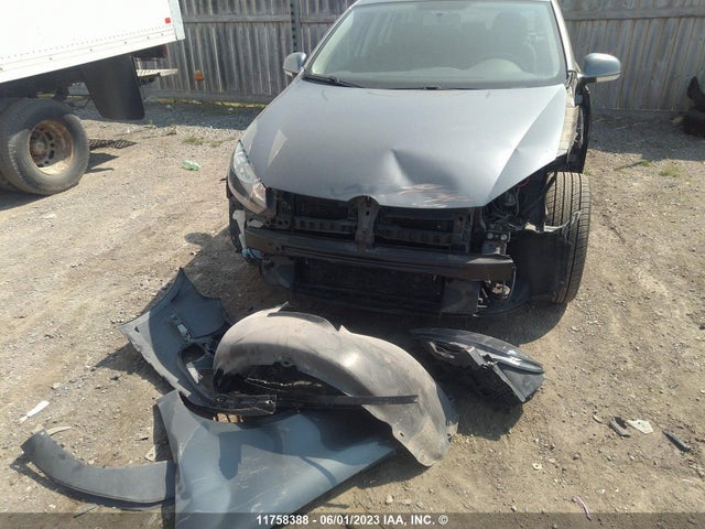 Volkswagen Golf 2.5 2014 3VWPX7AJ5EM615025 Image 8