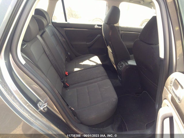Volkswagen Golf 2.5 2014 3VWPX7AJ5EM615025 Image 10