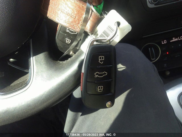 WA1GFCFS6GR021393 Audi Q3 Prestige