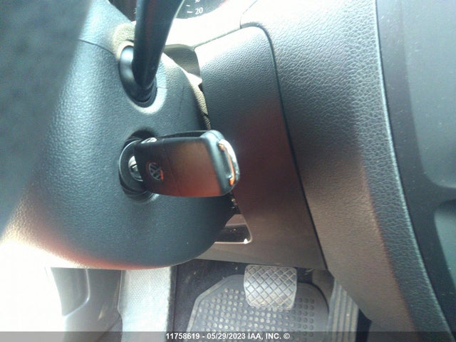 3VWD07AJ4FM339333 Volkswagen JETTA SE