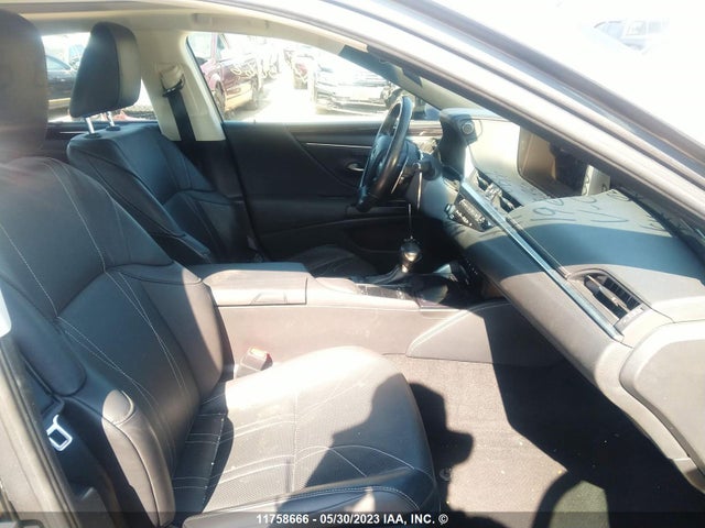 58ABZ1B13KU002755 Lexus ES 350