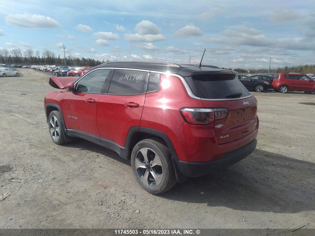 3C4NJDBB4JT436590 Jeep Compass Latitude
