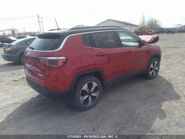 3C4NJDBB4JT436590 Jeep Compass Latitude
