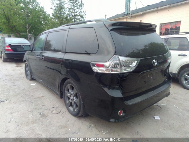 Toyota SIENNA SE 2016 5TDXK3DC4GS691846 Image 3