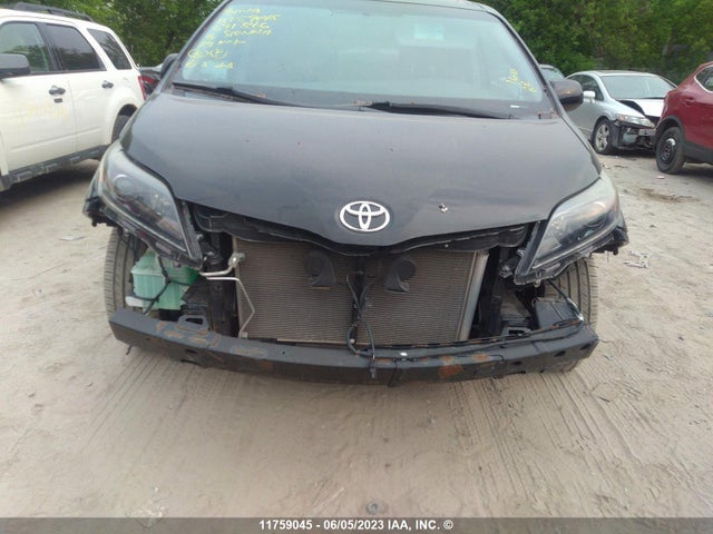Toyota SIENNA SE 2016 5TDXK3DC4GS691846 Image 6