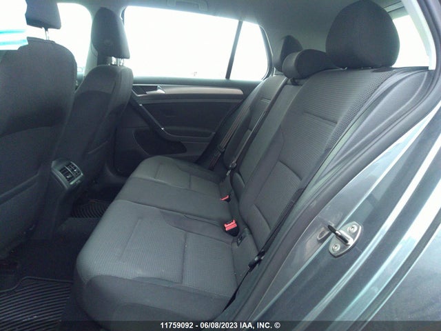 3VW217AU2FM073518 Volkswagen GOLF