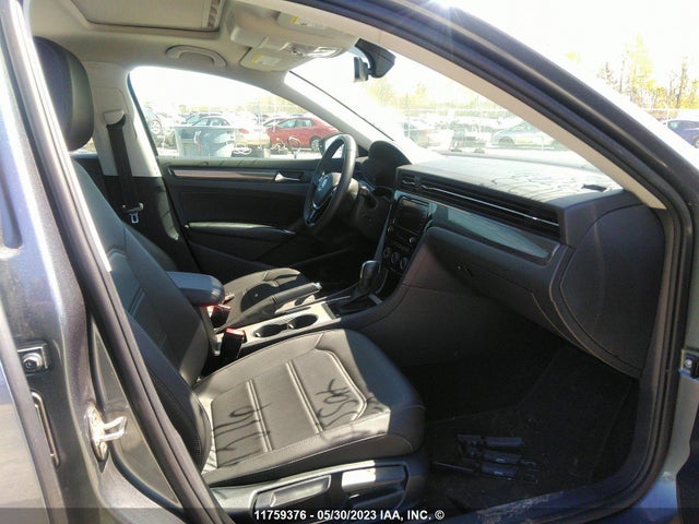 1VWBA7A34MC011575 Volkswagen Passat Highline