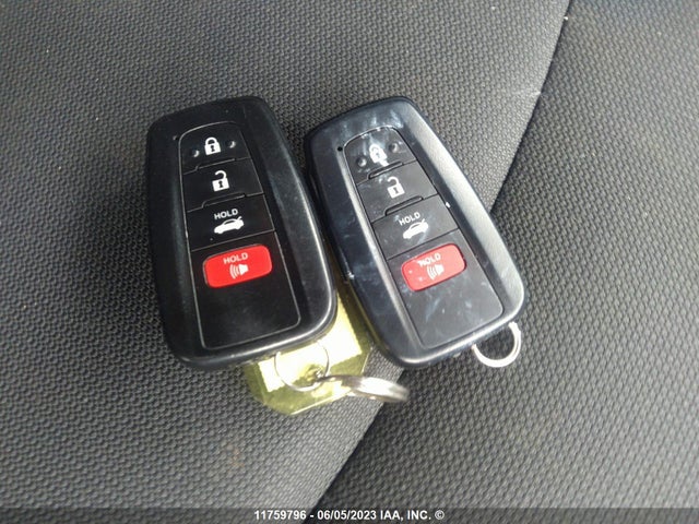 Toyota COROLLA LE 2021 5YFBPMBE4MP239339 Image 3