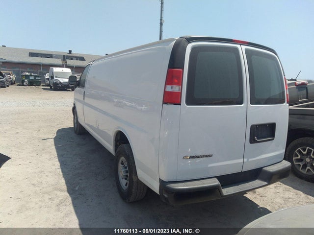 Chevrolet Express G2500 2021 1GCWGBF70M1308212 Image 3