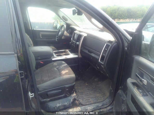 1C6RR7TM7FS744719 RAM 1500 Slt