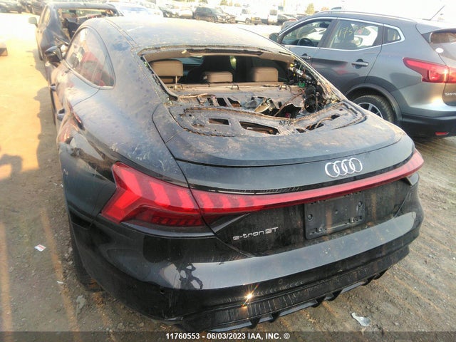 WAUFJBFW5N7001316 Audi E-tron Gt Premium Plus