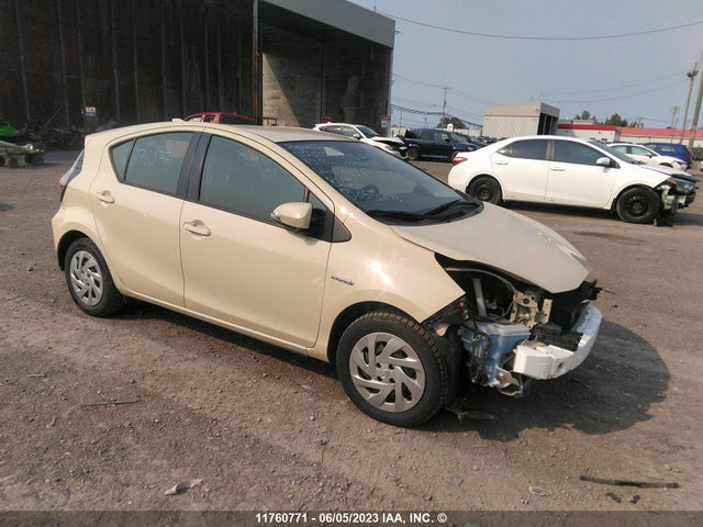Toyota PRIUS C 2019 JTDKDTB39K1621837 zdjęcie główne