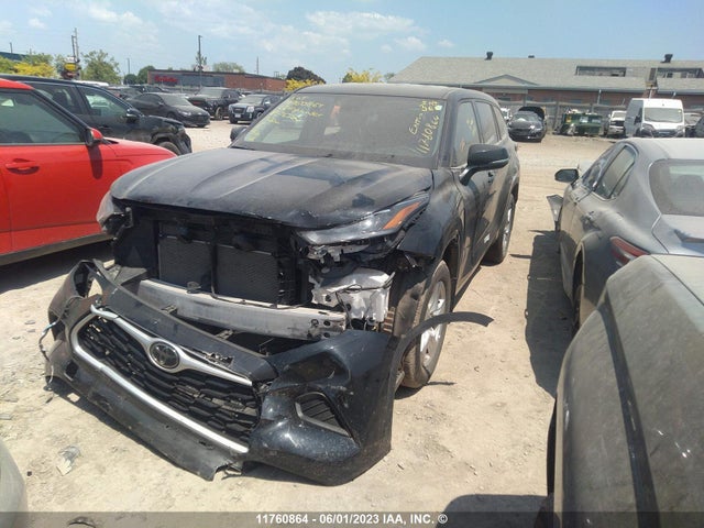 Toyota Highlander L/le 2022 5TDBZRBH0NS576150 Image 2