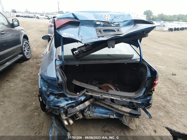 3VWE57BU1KM060074 Volkswagen JETTA SEL