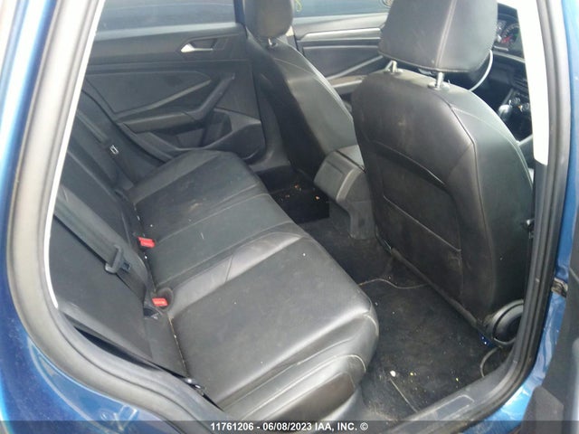 3VWE57BU1KM060074 Volkswagen JETTA SEL