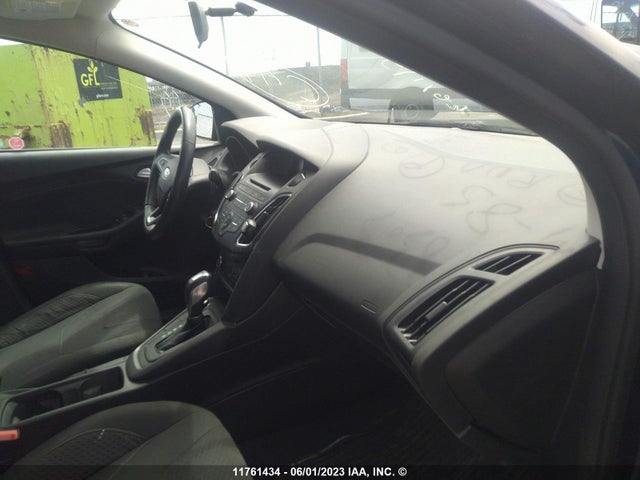 1FADP3F25GL278303 Ford FOCUS SE