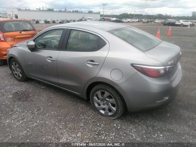Toyota Yaris 2016 3MYDLBYV5GY126344 Image 5