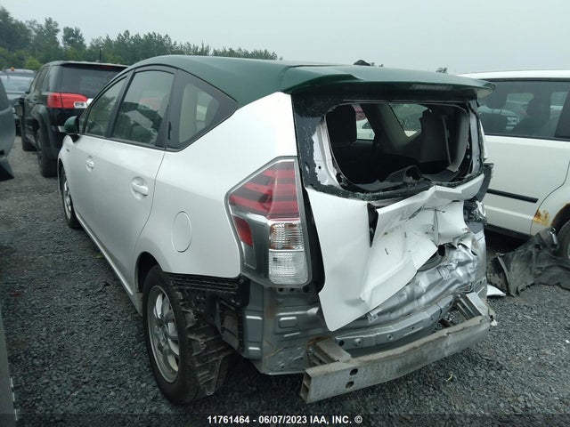 Toyota PRIUS V 2017 JTDZN3EU7HJ059994 Image 3