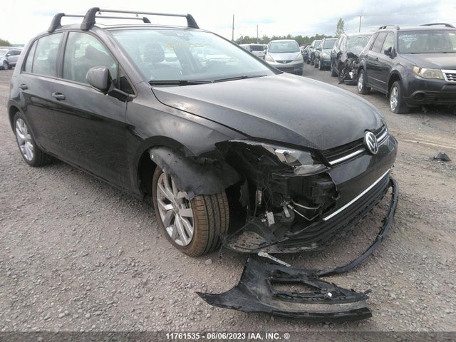 3VWG57AU2MM017117 Volkswagen GOLF