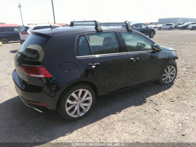 3VWG57AU2MM017117 Volkswagen GOLF