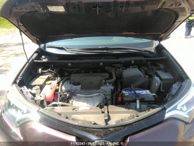 Toyota RAV4 SE 2018 2T3JFREV9JW701418 Image 10