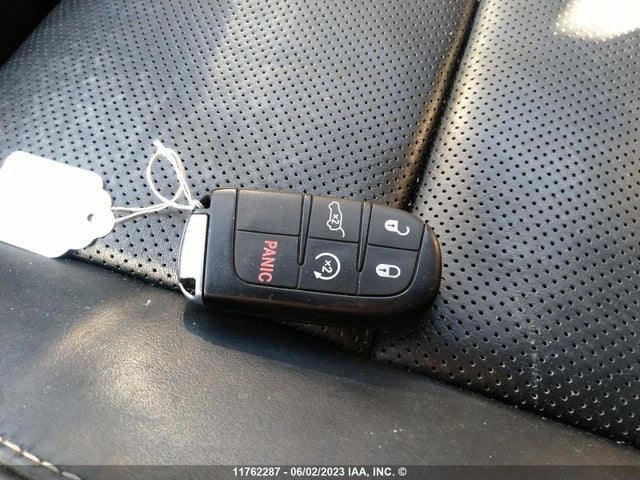 1C4RJFCTXEC282196 Jeep Grand Cherokee Overland