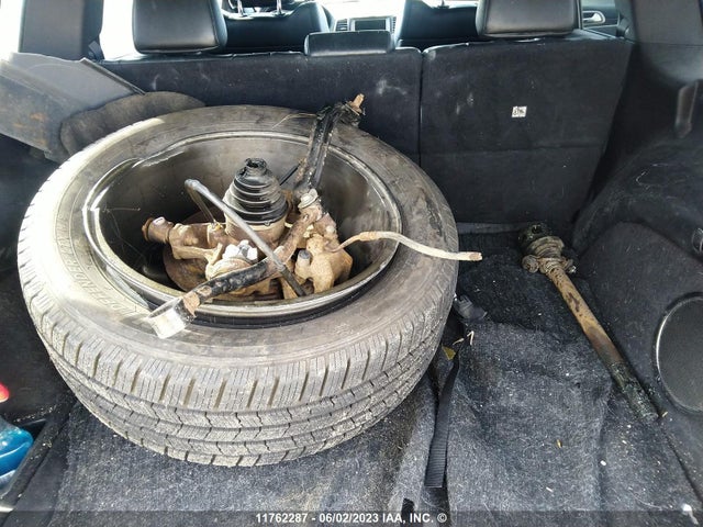1C4RJFCTXEC282196 Jeep Grand Cherokee Overland