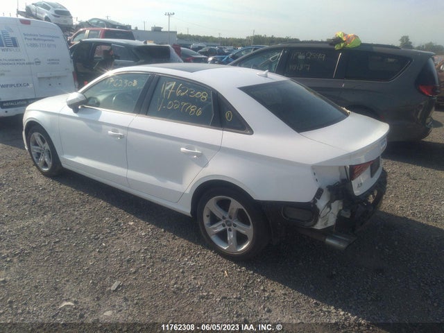 Audi A3 PREMIUM 2017 WAUAUGFF9H1029786 Image 4