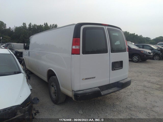 Chevrolet Express G2500 2022 1GCWGBFP2N1190620 Image 4