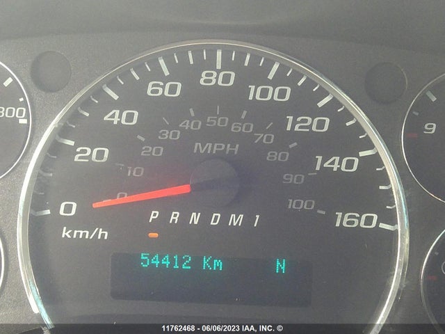 Chevrolet Express G2500 2022 1GCWGBFP2N1190620 Image 8