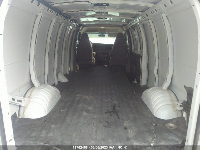 Chevrolet Express G2500 2022 1GCWGBFP2N1190620 Image 9