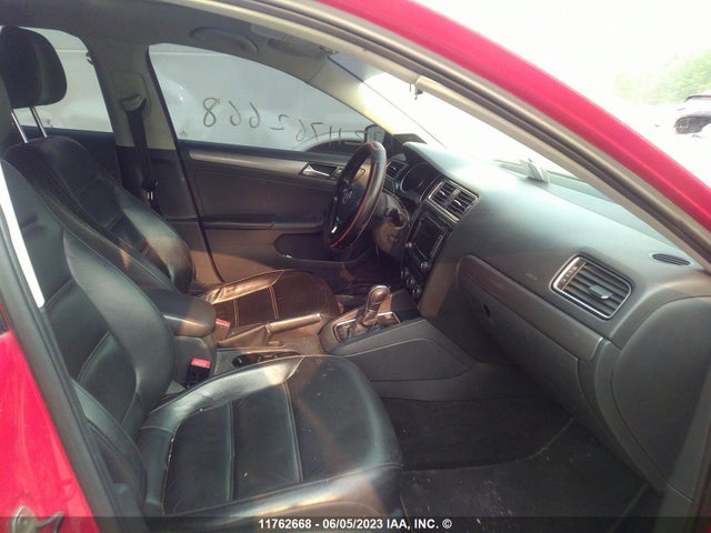 3VWLA7AJ8FM204798 Volkswagen JETTA TDI