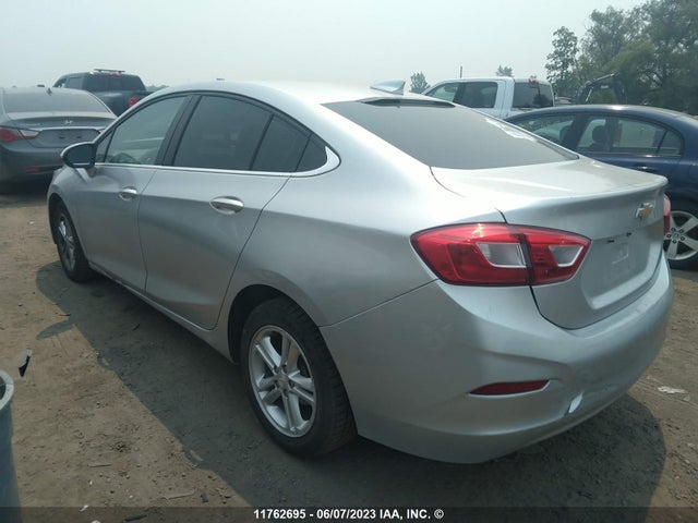 Chevrolet CRUZE LT 2018 1G1BE5SMXJ7147547 Image 3