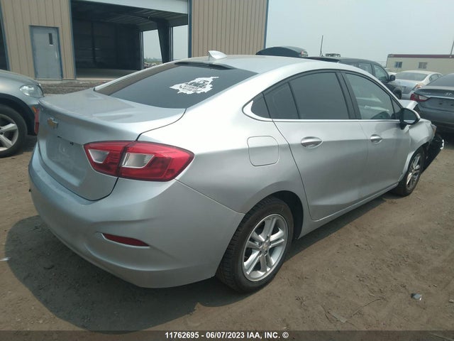 Chevrolet CRUZE LT 2018 1G1BE5SMXJ7147547 Image 4