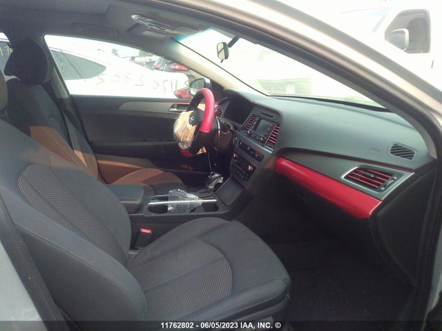 Hyundai SONATA SE 2017 5NPE24AFXHH516794 Image 7