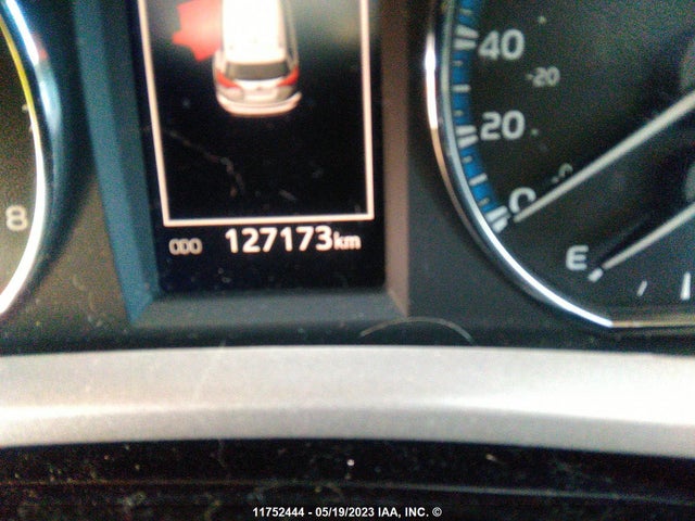 Toyota RAV4 LE 2018 2T3BFREV7JW754848 Image 8