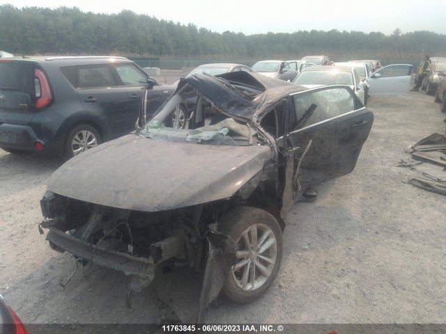 1VWUA7A34LC004777 Volkswagen Passat Highline
