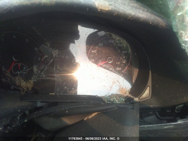 1VWUA7A34LC004777 Volkswagen Passat Highline