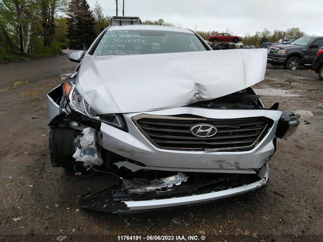 Hyundai SONATA SE 2016 5NPE24AF0GH292076 Image 6