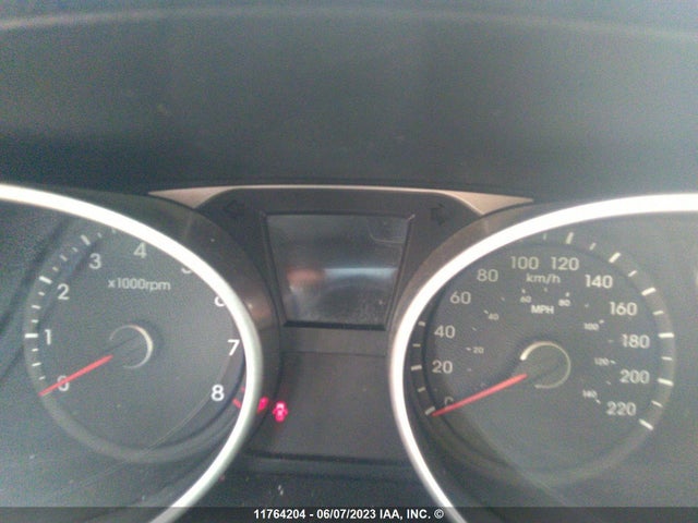 Hyundai TUCSON GLS 2015 KM8JT3AF9FU068472 Image 9