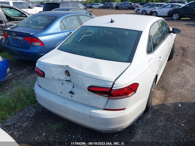 1VWBA7A3XNC008097 Volkswagen Passat Limited Edition
