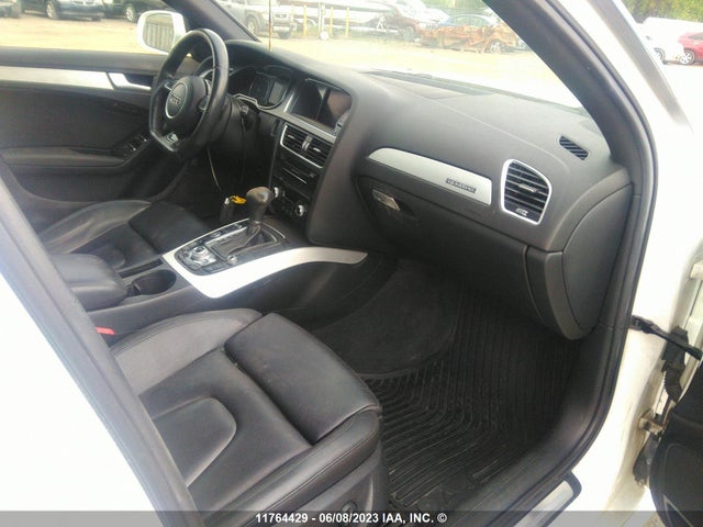 WAUFFCFL9EN002588 Audi A4 Premium Plus