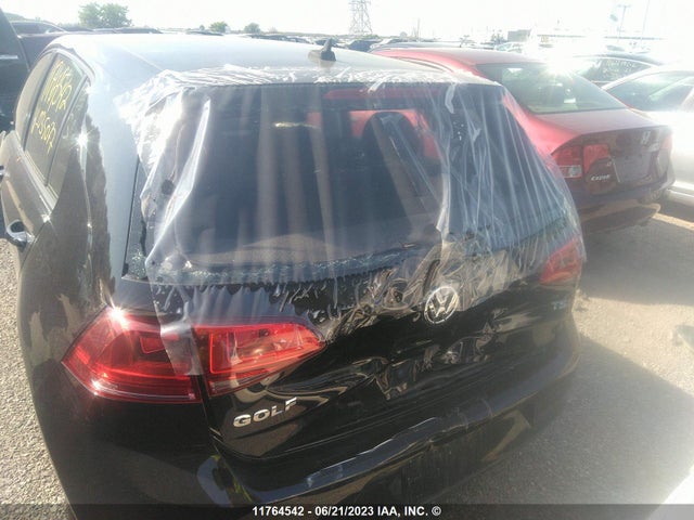 3VW217AU2HM035077 Volkswagen Golf S/wolfsburg/se/sel