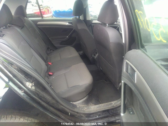 3VW217AU2HM035077 Volkswagen Golf S/wolfsburg/se/sel